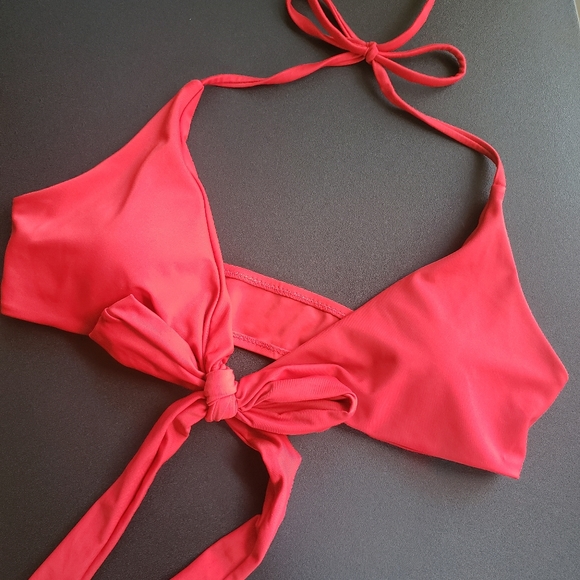 SHEKINI Swimwear - Picture 1 of 4